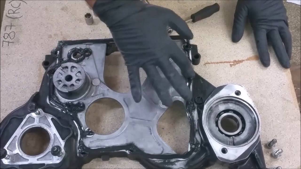 REVISIONE MOTORE YANMAR 4TNE92 4TNE 92 VIDEO quarta parte ENGINE REPAIR