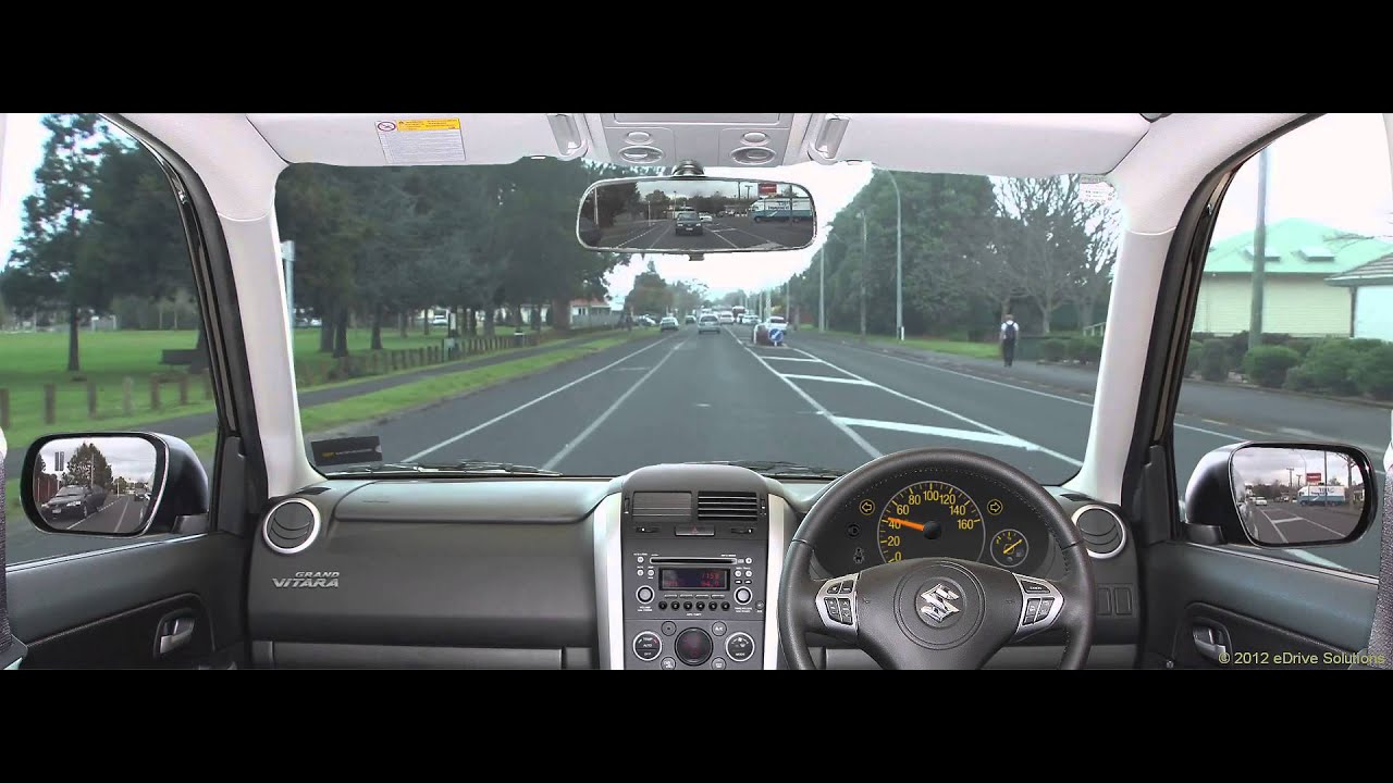 AA Defensive Driving Course (NZ) - Watching for hazards around a school