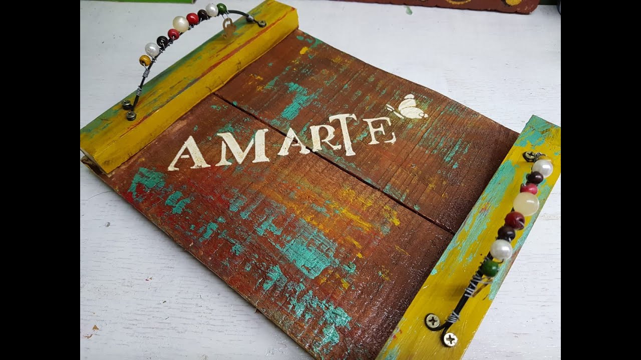Bandeja de madera y manijas de alambre. Reciclar madera ♻.