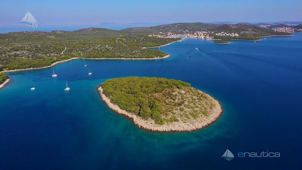 Zaliv Guscica na otoku Murter posnet iz zraka