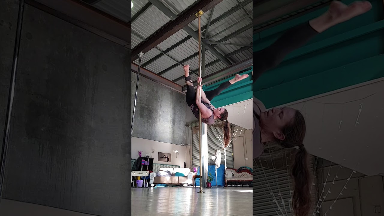 Straddle to Ayisha