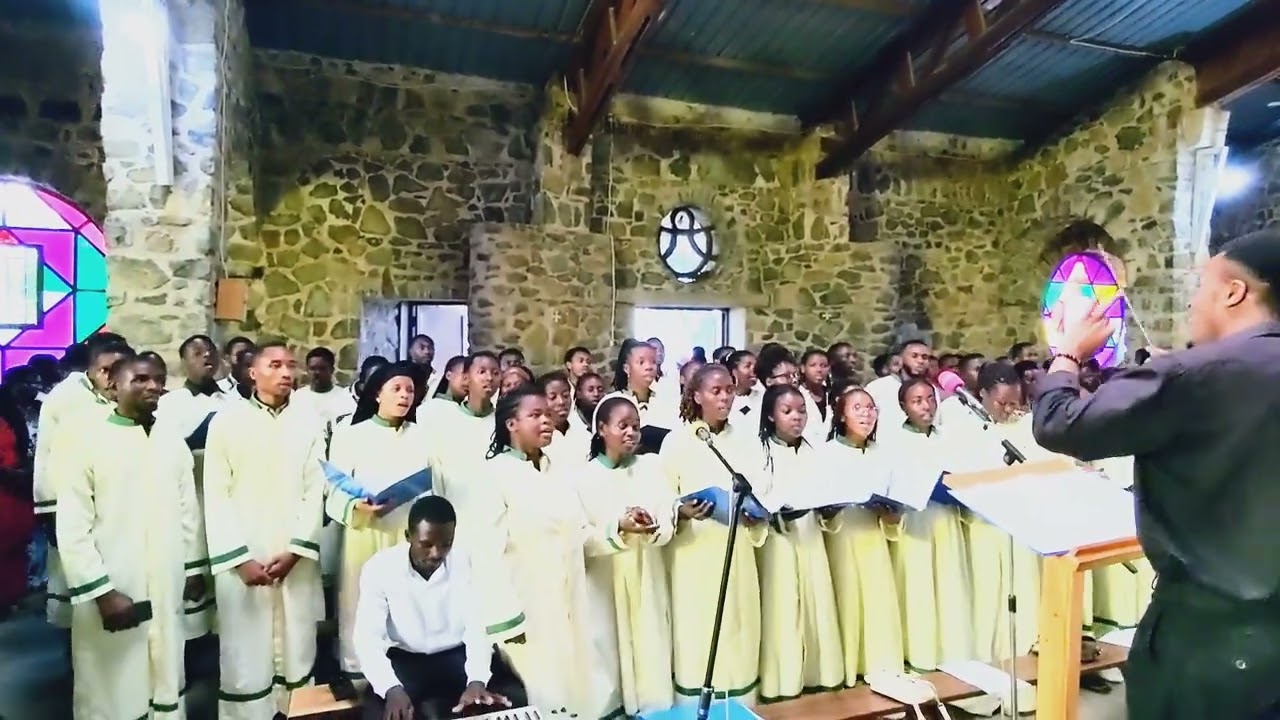 DUSABIRE MAWE performed by Chorale le bon berger(RP Karongi) 