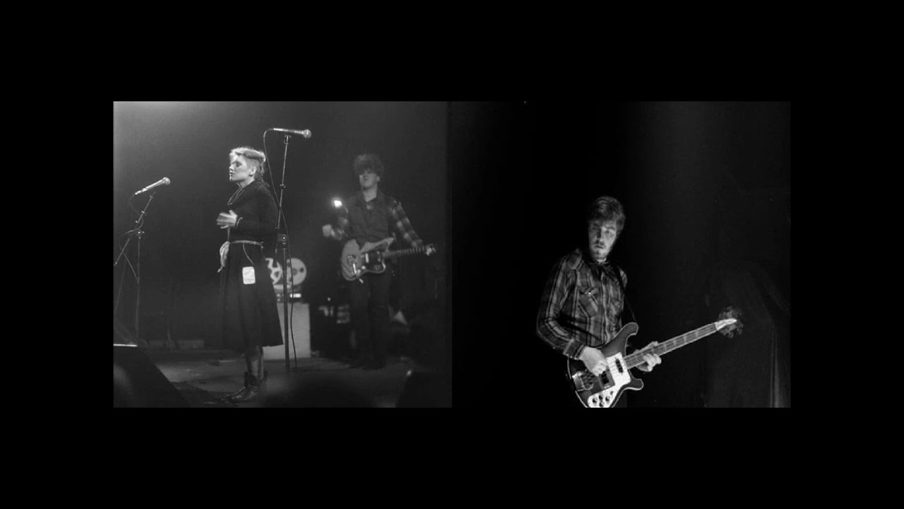 Cocteau Twins-Garlands (Live 11-16-1982)