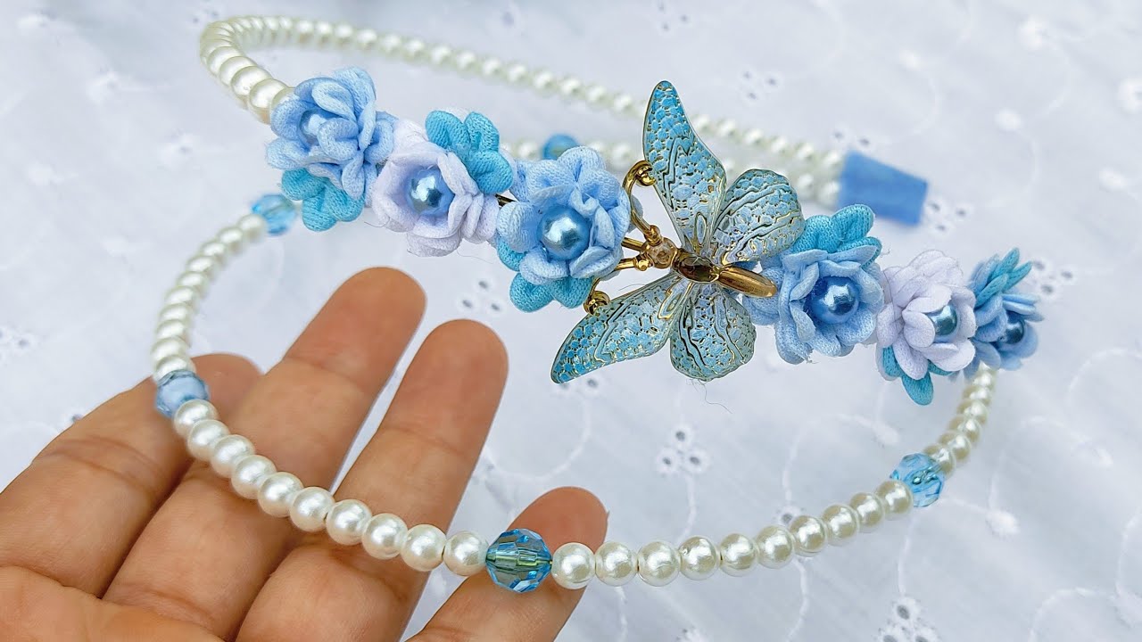 Tiara Dupla De Pérolas Com Detalhes De Flor E Borboleta 🦋