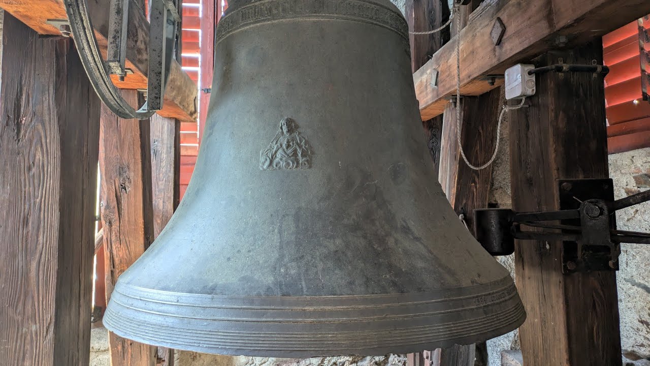 Tschötsch (SüdtirolBZ) Geläute der Pfarrkirche zu den hll Klemens und Johannes dem Täufer