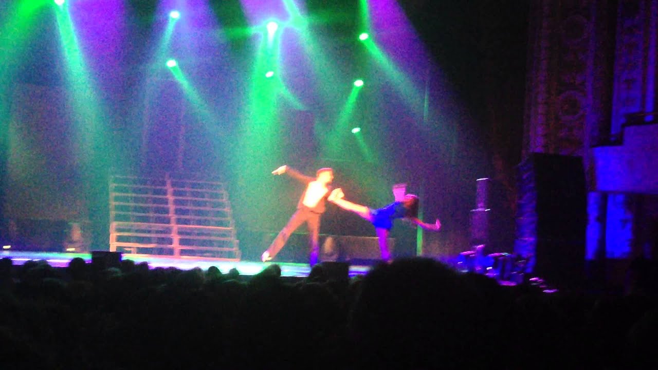 MOVE TOUR-Derek and Haley 