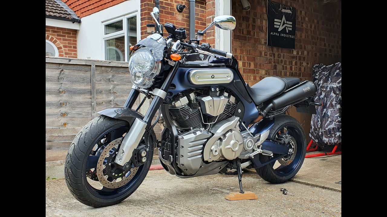 YAMAHA MT-01 DAM Exhaust vs Original