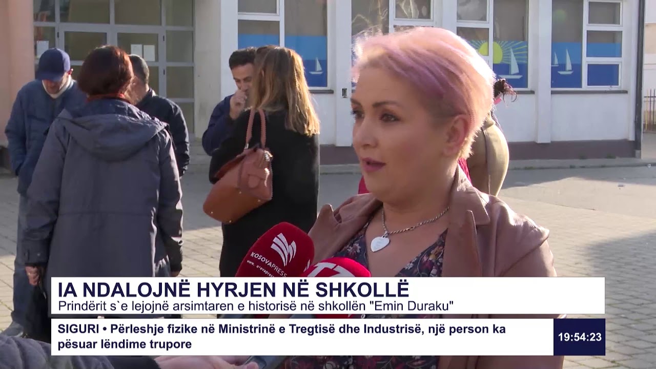 Prindërit s`e lejojnë arsimtaren e historisë në shkollën 