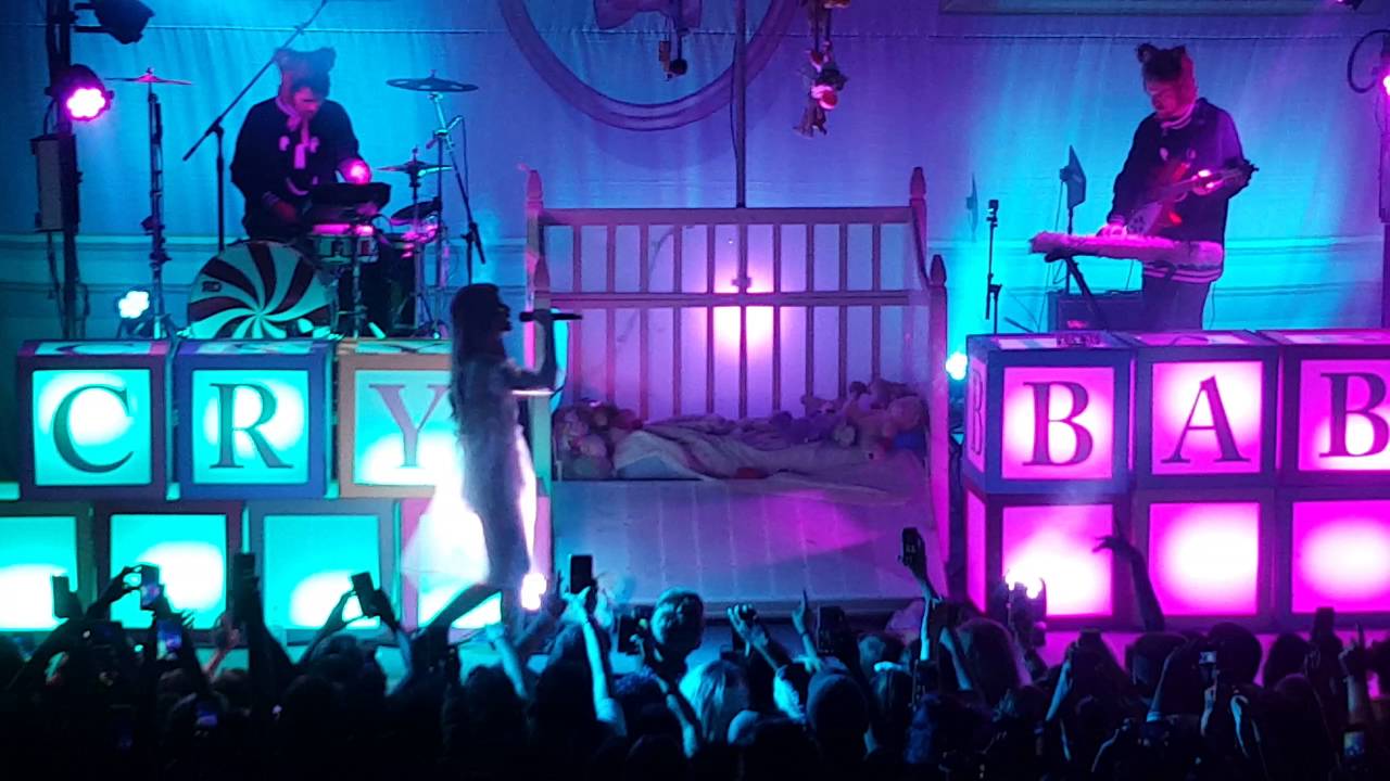 Melanie Martinez - Cake Live @9:30Club 03.28.2016 Washington D.C.
