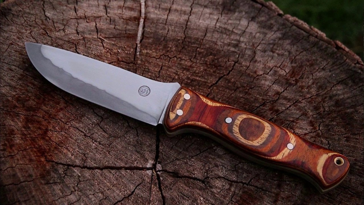 Cutelaria artesanal: passo a passo da criação de uma faca bushcraft com hamon e cabo laminado