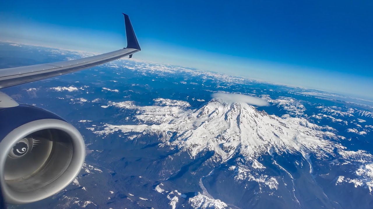 SCENIC flight over VOLCANOES leaving Seattle! INCREDIBLE CLEAR VIEWS LOUD ENGINES! 4K - w/ ATC Audio