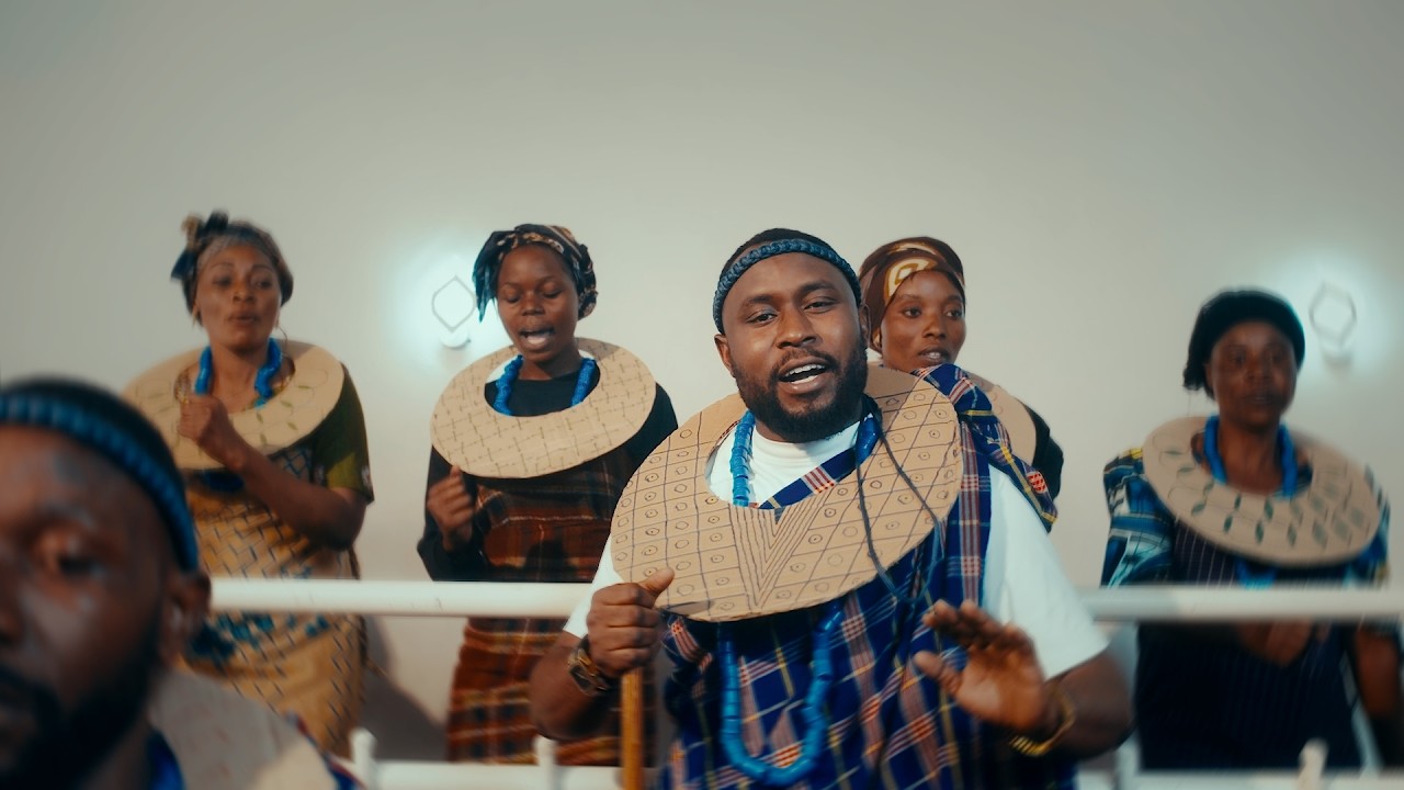 MUNGU MTAKATIFU - Moïse MUTANANA