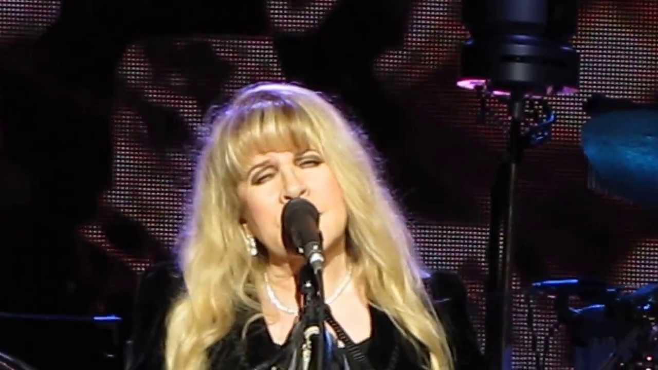 Fleetwood Mac Jones Beach June 22, 2013-Sarah ( Full Song)