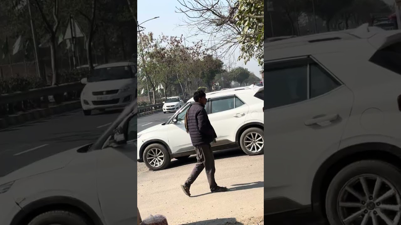 Drive on road with saftey rakh kar road par kiya karo
