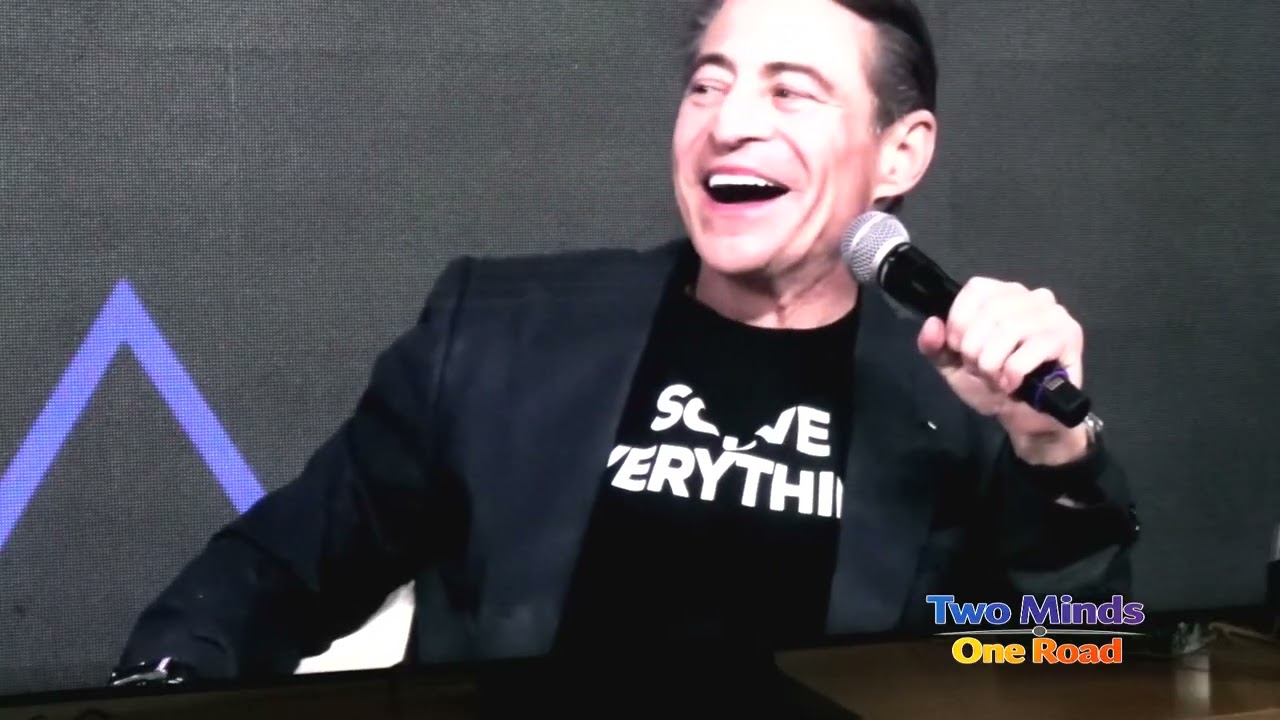 Moonshots - does it compute? Elon Musk: Optimus 3 Coming 2026, AI Singularity & 10x Economy - by Ara