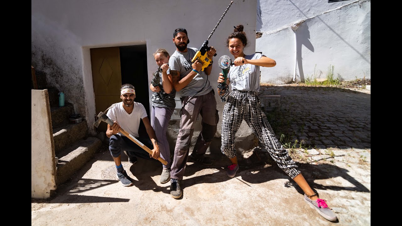 Tiny house renovation Ep2 - Getting the water connected