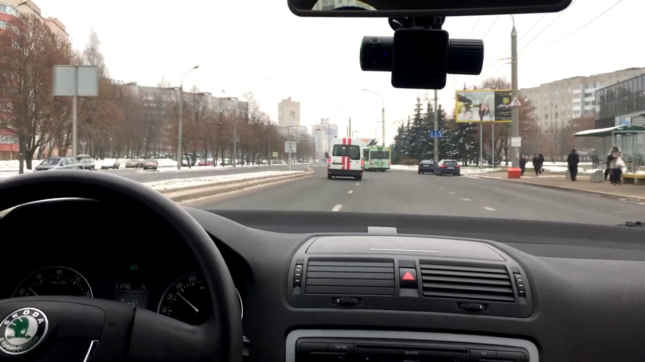 ГАИ сопровождали скорую на реальный вызов: как уступают дорогу