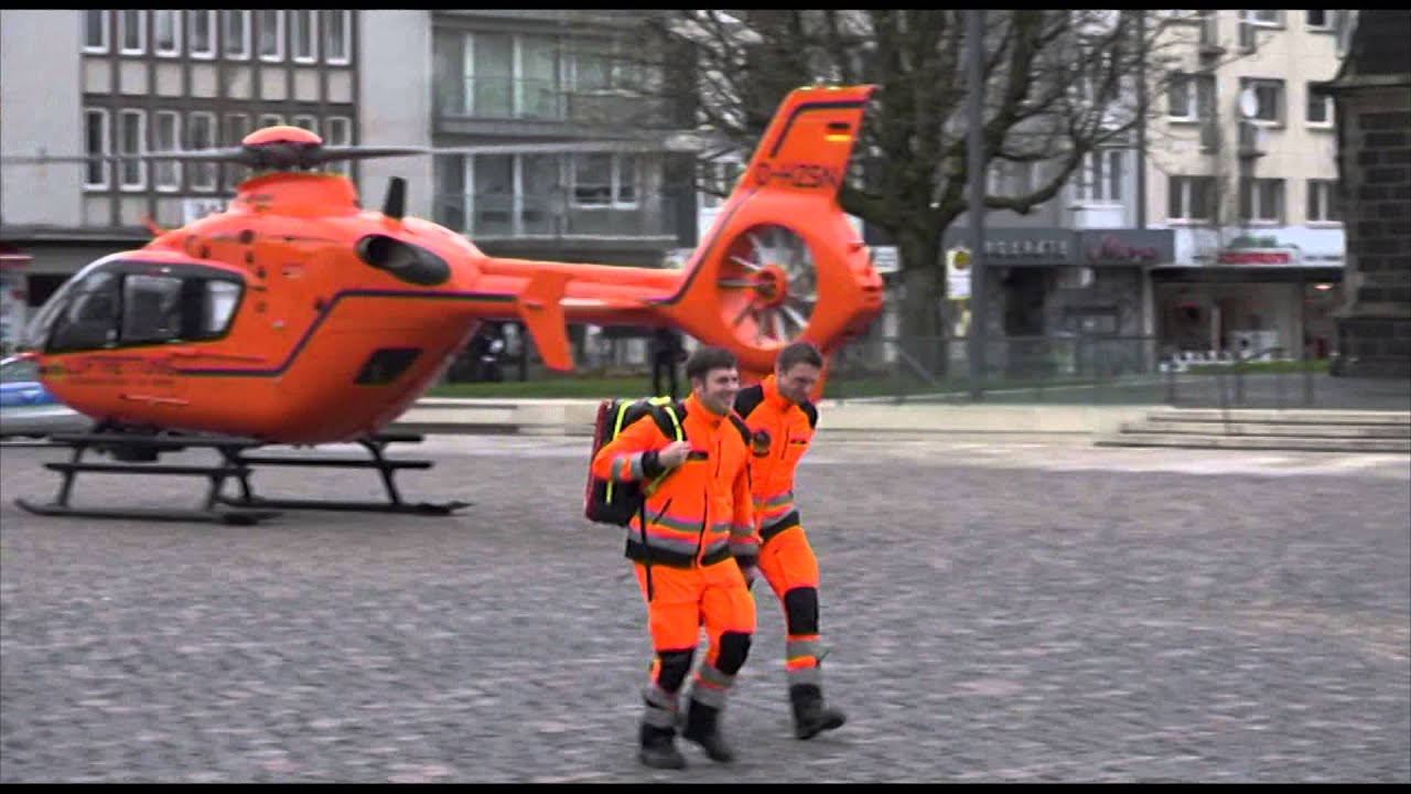04.04.16 - Mönchengladbach: 42-Jähriger bei Arbeitsunfall lebensgefährlich verletzt