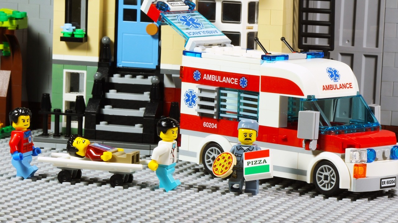 Lego City Hospital Pizza Delivery Fail