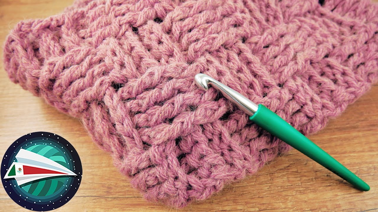 Chal redondo para invierno tejido con patrón de canasto | Loop con lana de alpaca