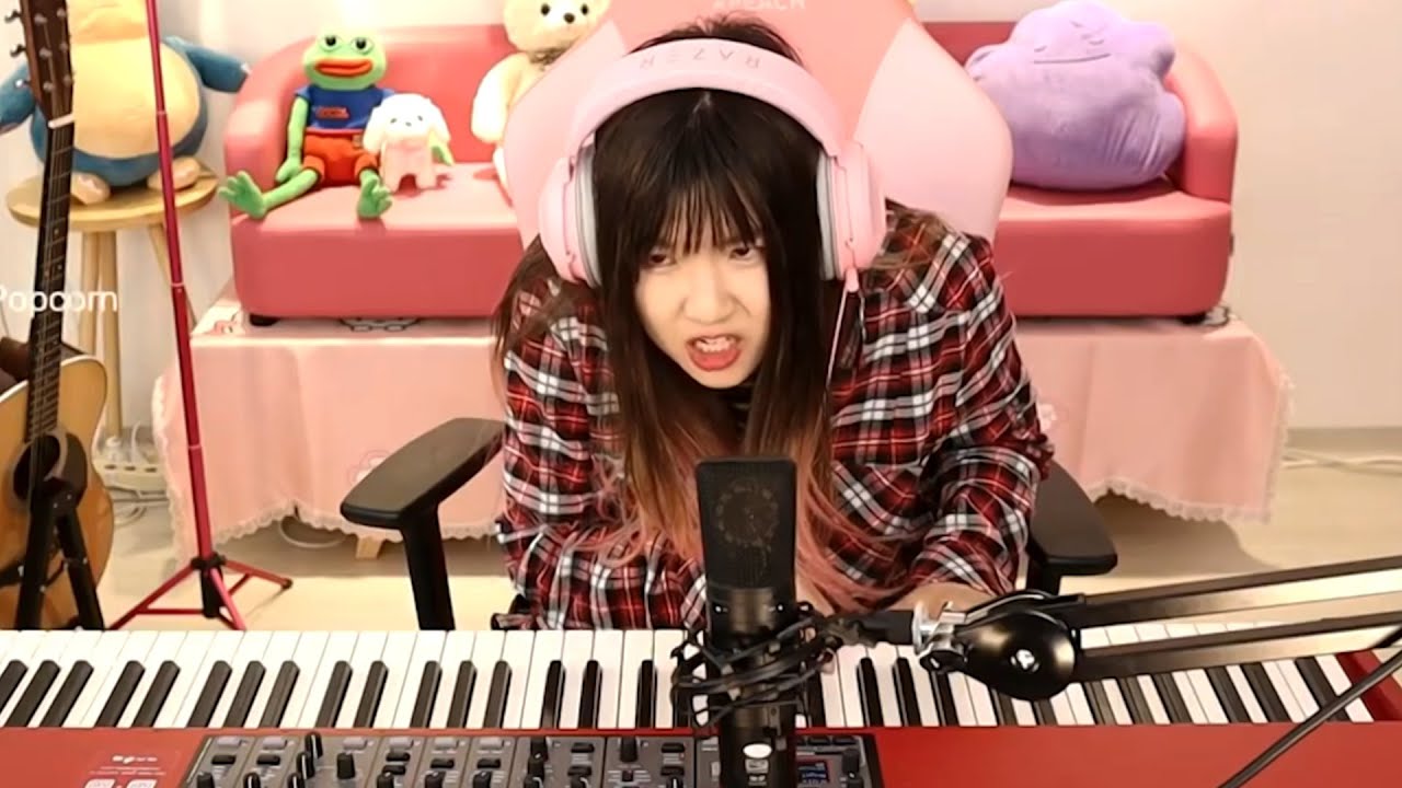 HAchubby - Scam Girl 1.5