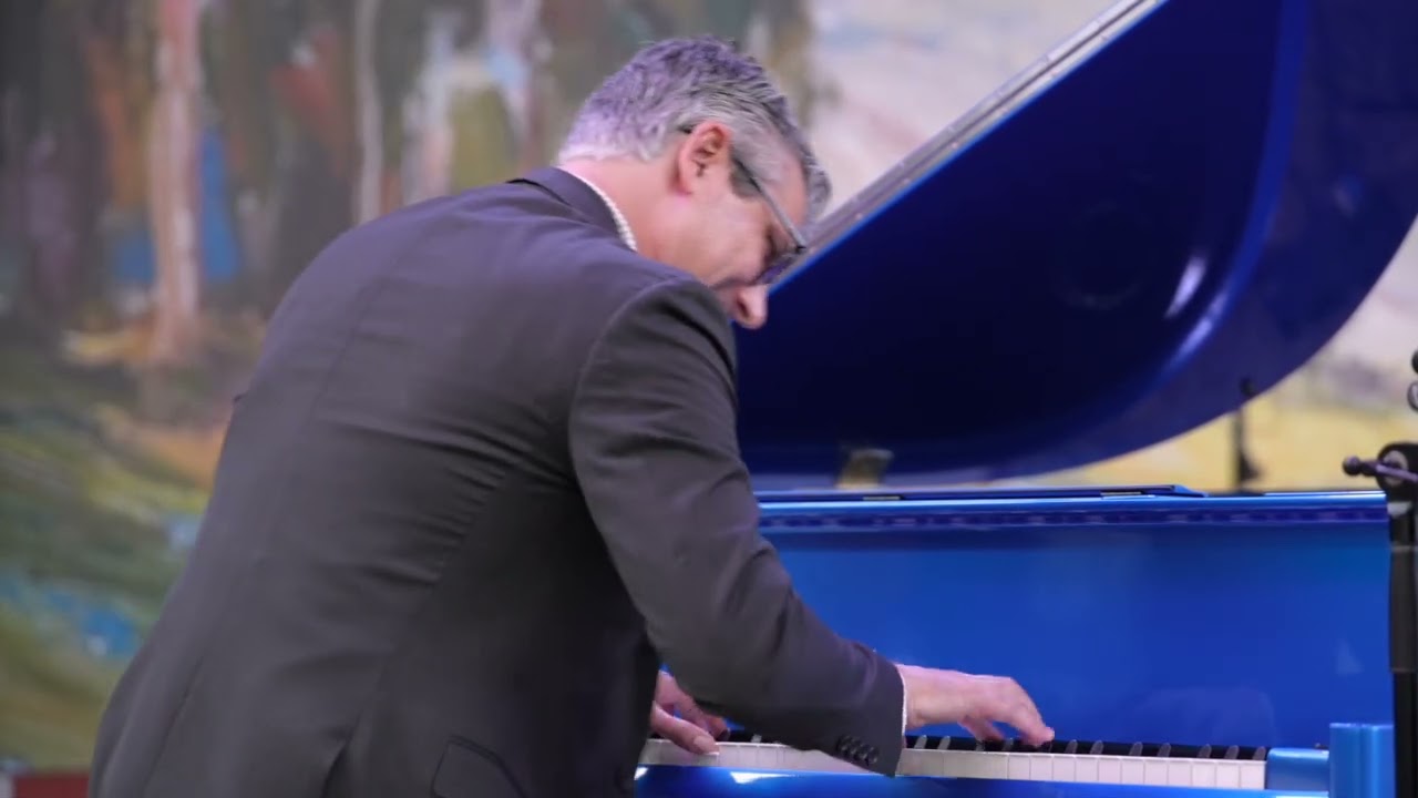 West Coast Jazz Hour Trio plays A Change in the Wind