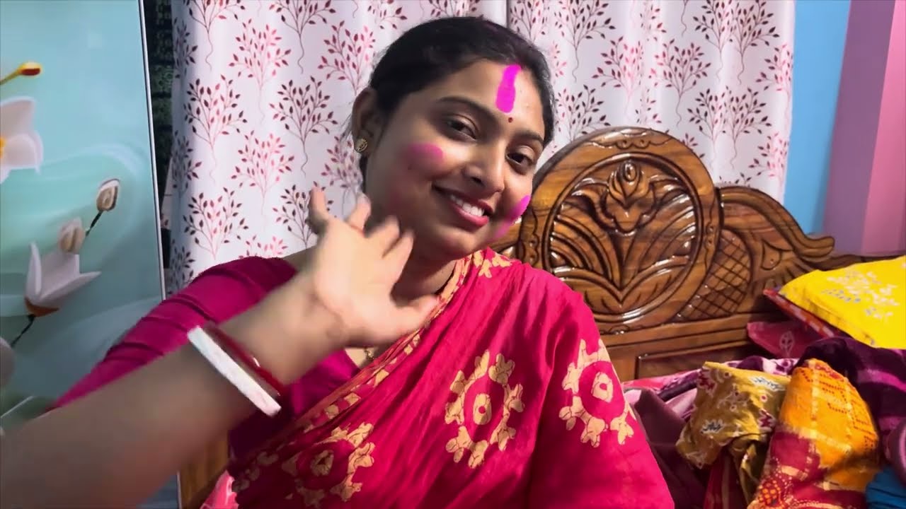 গোলু পলু বলছে রিয়াকে রং মাখিয়ে ভুত করবে 