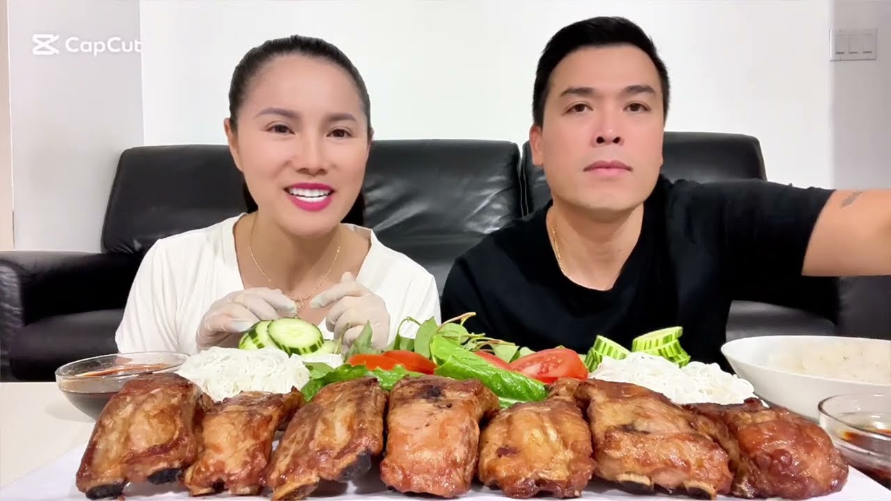 XinMời Cảnhà Ăn BÚN SƯỜN HEO NƯỚNG Ạ