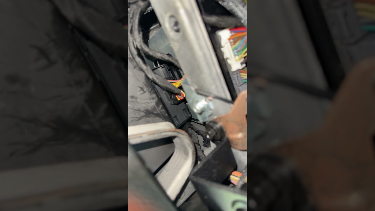 SGW BYPASS CABLE JEEP WRANGLER 12/8 #automobile #locksmith #fix #chrysler #jeep #dodge #training #fy