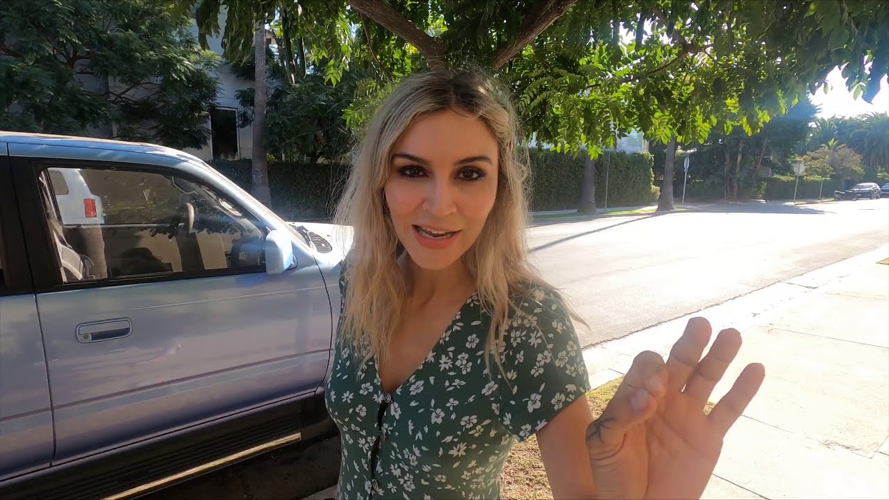 Samaire Armstrong : NO PAIN NO GAIN.....