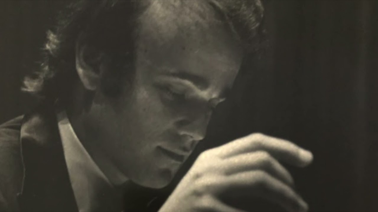Natan Brand plays Mussorgsky Pictures at an Exhibition