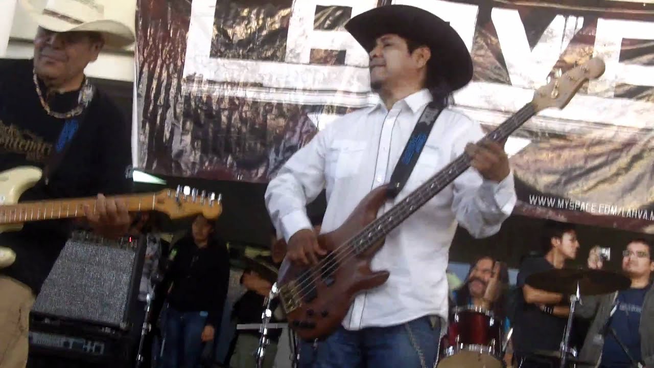 TexTex - El toque magico @ Metro San lazaro 17feb11 www.rockxmexico.com