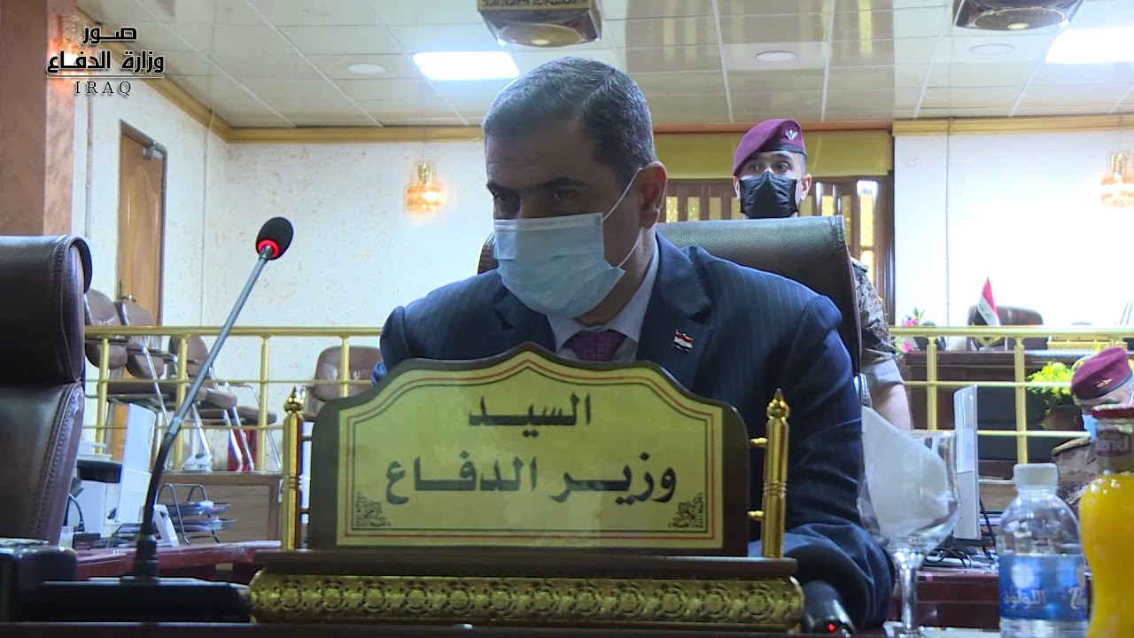 السيد وزير الدفاع يتفقد المديرية العامة للاستخبارات والامن ومديرية الاستخبارات العسكرية