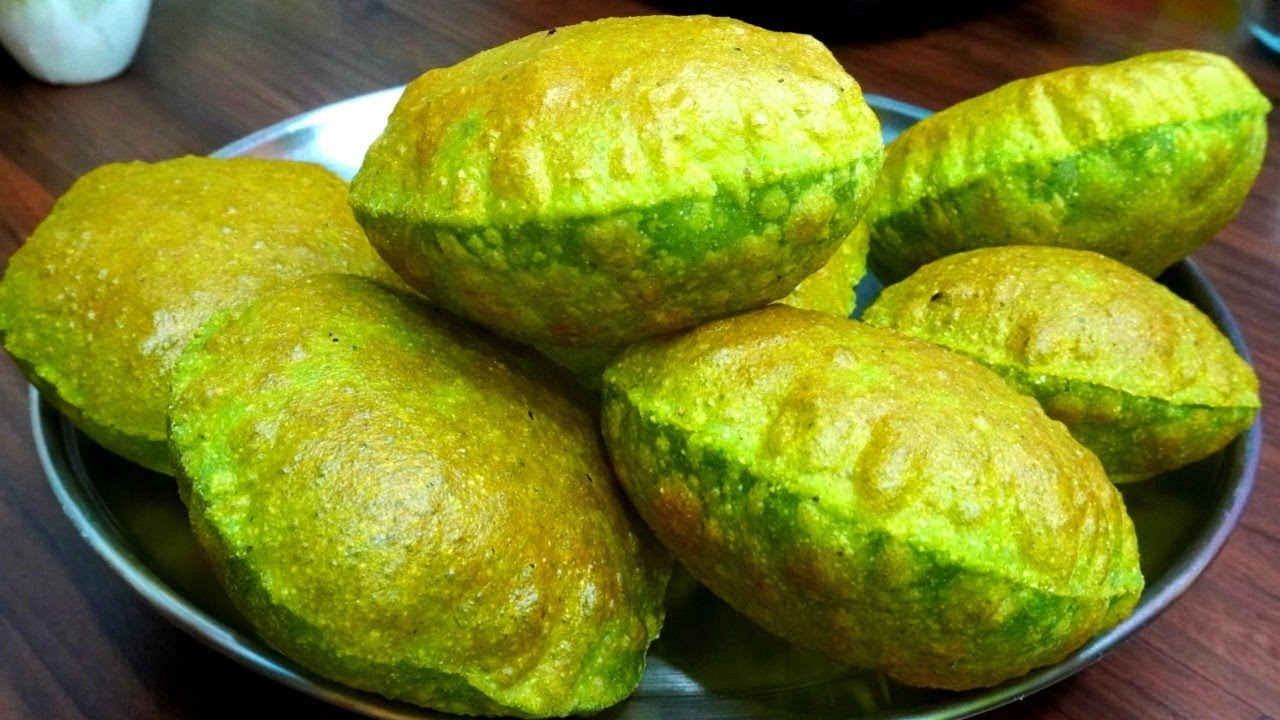 मटर की पूरी इतनी फुली-फुली, इतनी स्वादिष्ट😍 कि बिना सब्ज़ी-चटनी के बनते ही सब खत्म! | Matar Ki Puri