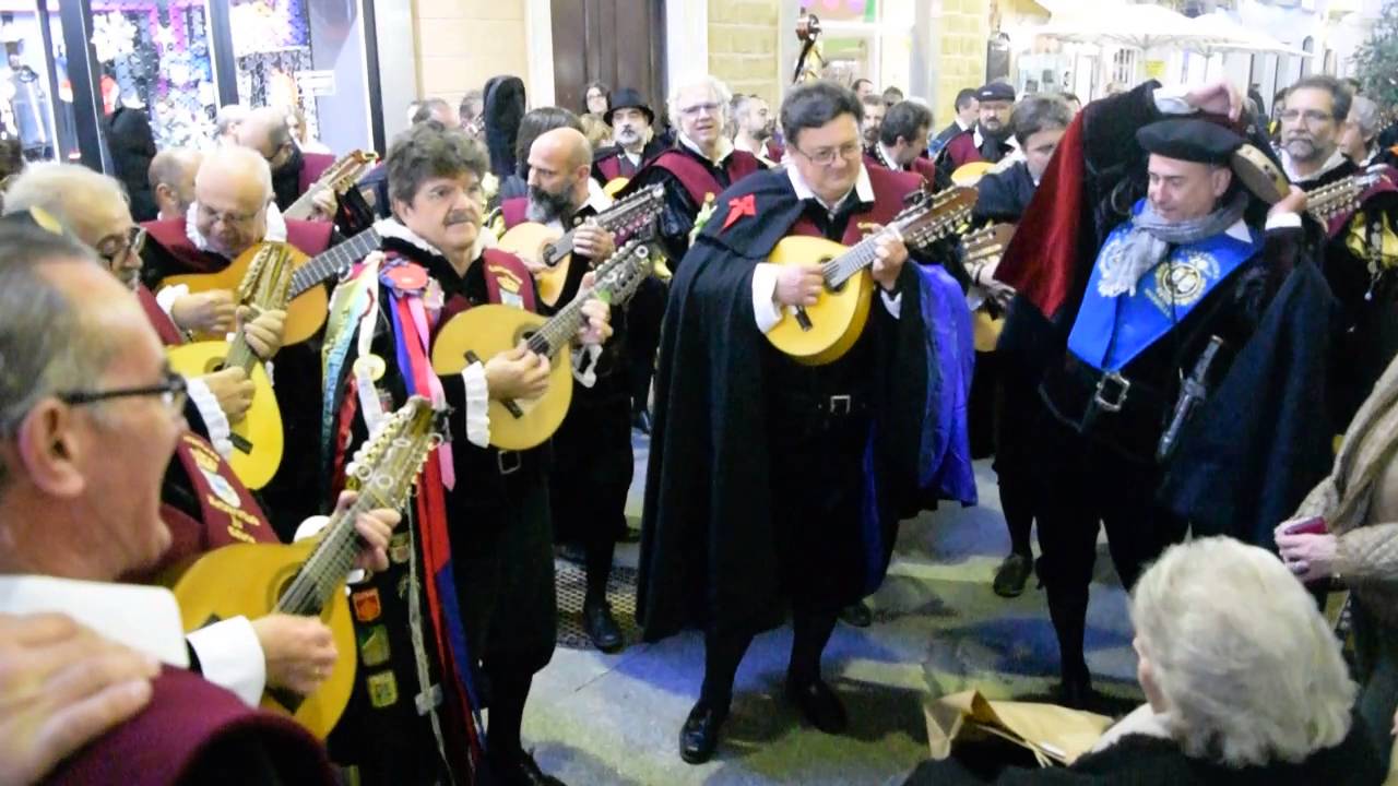 GADITANA. CUARENTUNA TUNA VETERANOS UNIVERSIDAD CADIZ. TANGO A UNA SE&Ntilde;ORA MAYOR. ANCHA 04.12.15
