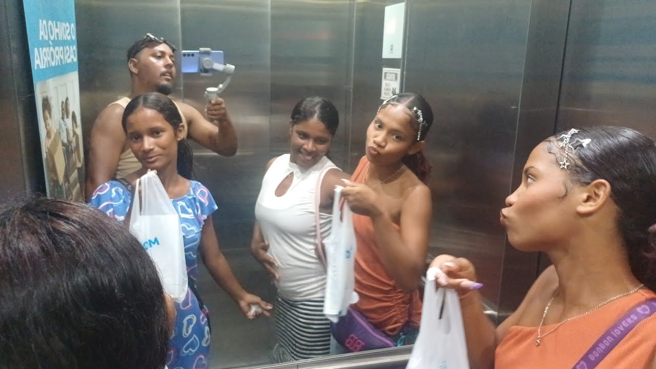 Comprando o presente do dias das mulheres 