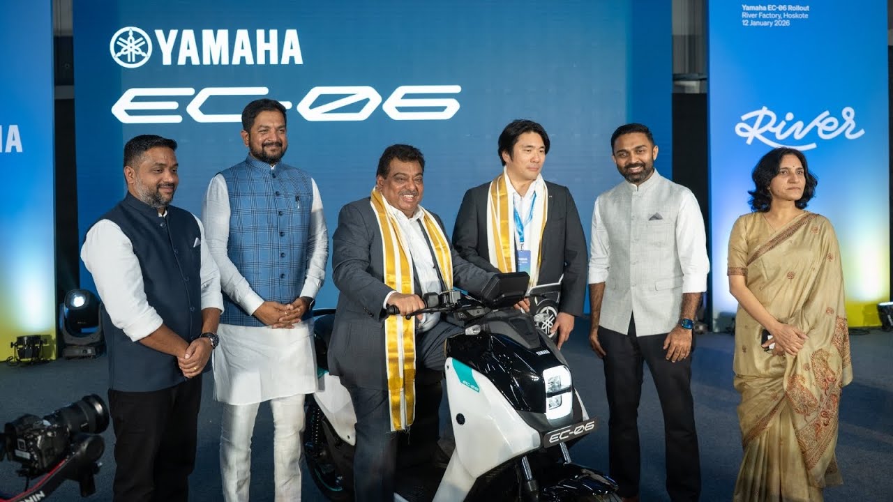 M.B. Patil prezentuje w Karnatace pierwszy elektryczny skuter Yamahy EC06