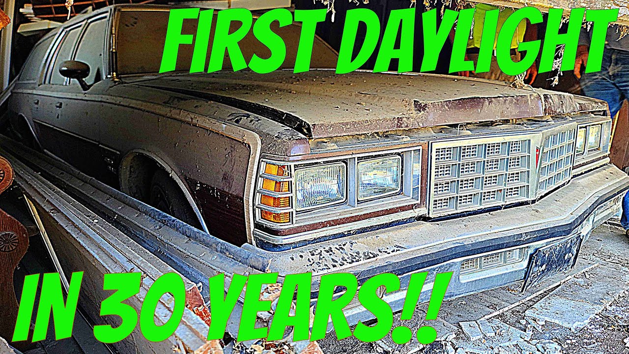77 Pontiac Grand Safari Station Wagon Abandoned 30 YEARS! Will it run? Rescued and back on the road!