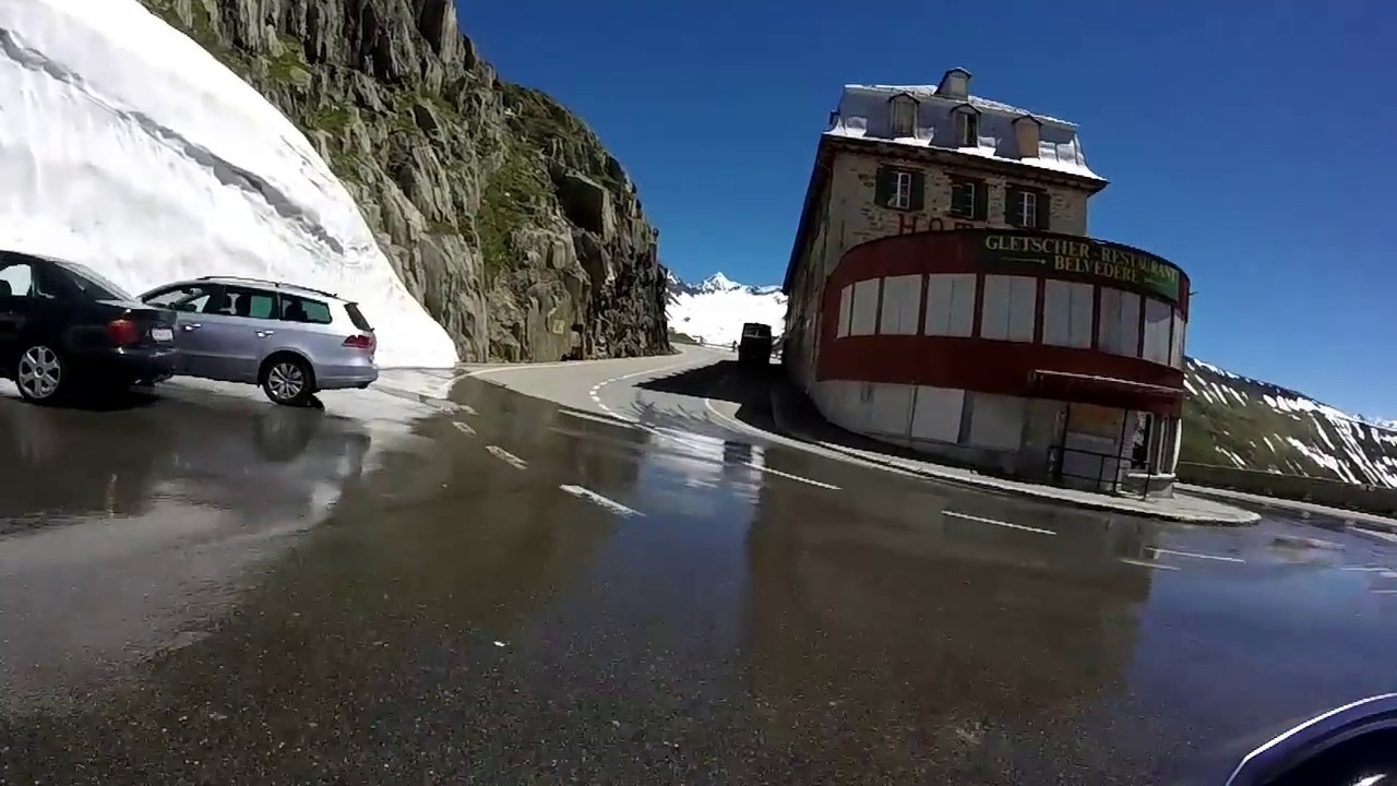Furka pass BMW R NINE T