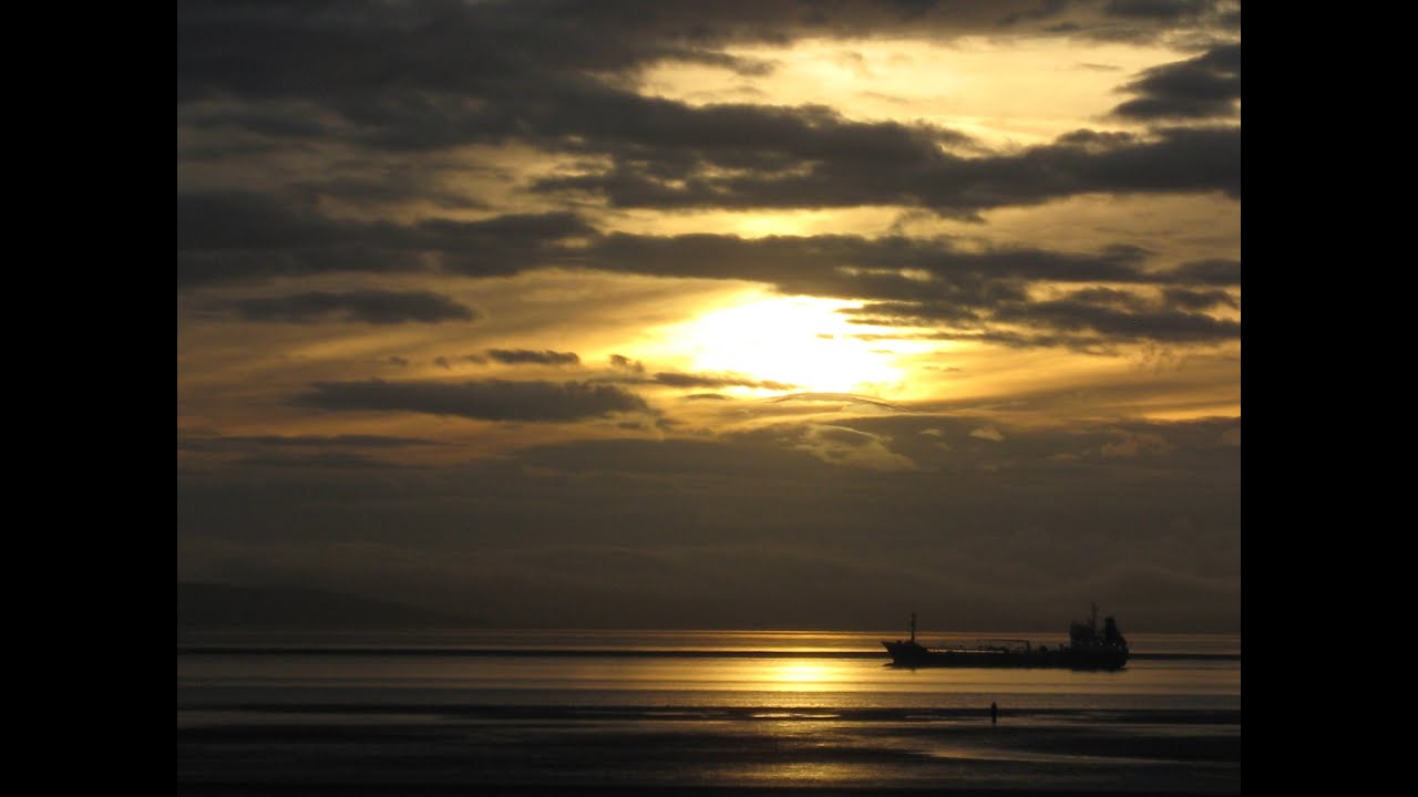 A Moments Reflection - Richard Ingham