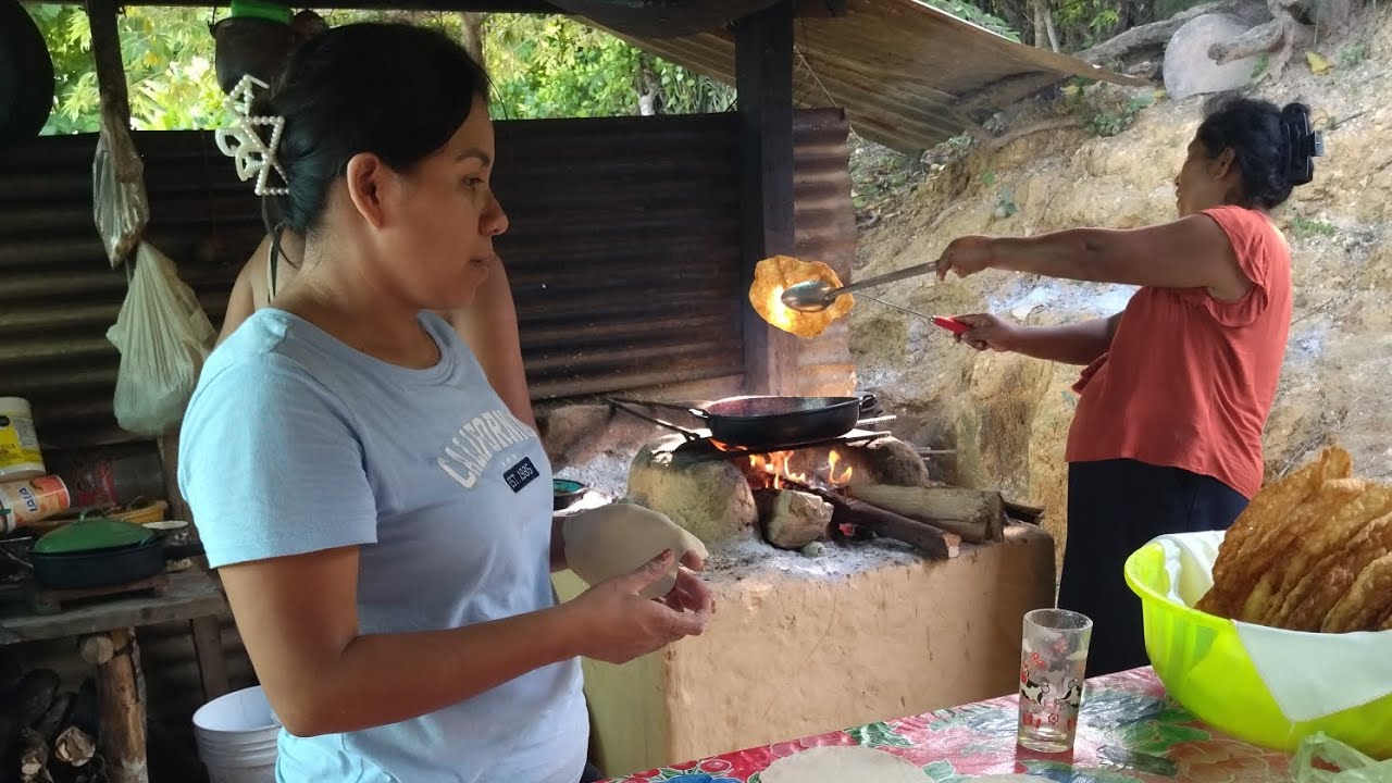 PREPARACIÓN DE BUÑUELOS EN PITAL MOZUTLA 24.7.24