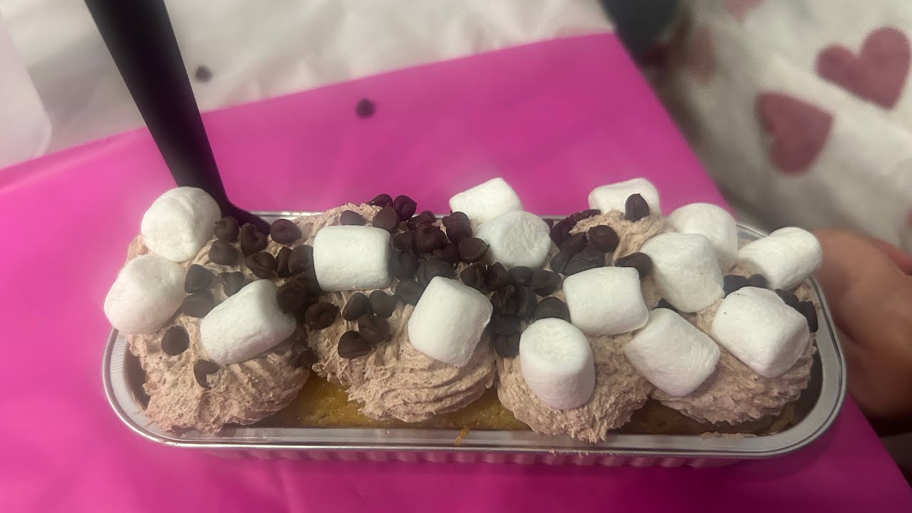 Mini cakes ideas with self serve Toppings Bar ideas