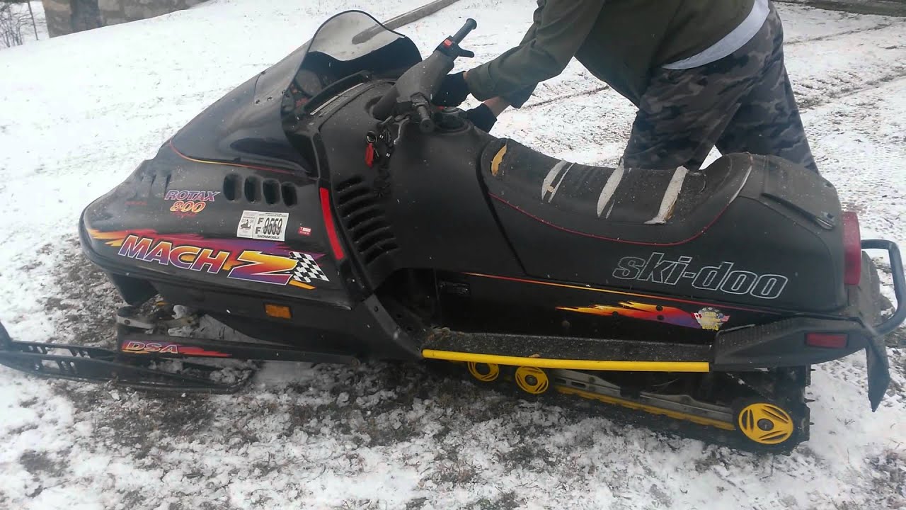 1997 Ski-Doo Mach Z 800 Triple Cold Start
