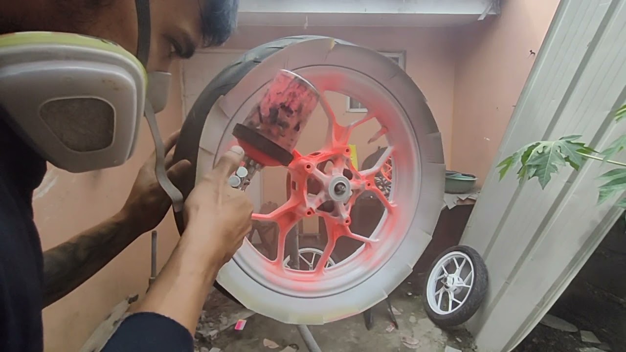 YAHAMA TFX mags  repaint TO FLUORESCENT RED