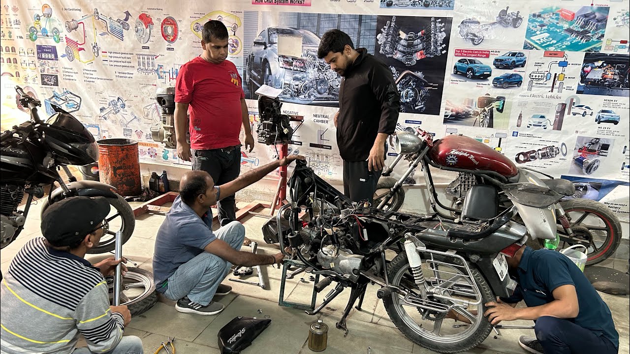 BS6 Bike Mechanic Training // 20 + Engines - Bikes - Sensors - electric Vehicle - 3 Month Course
