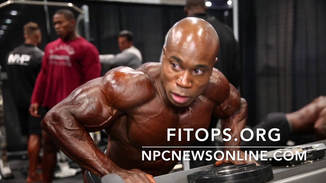 2017 IFBB Men's Classic Physique Olympia Backstage Part 1
