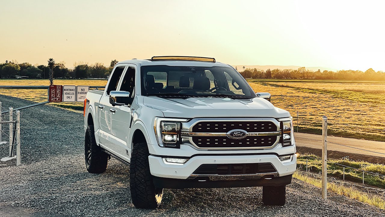 2021 Ford F-150 Platinum leveled on 34’s!