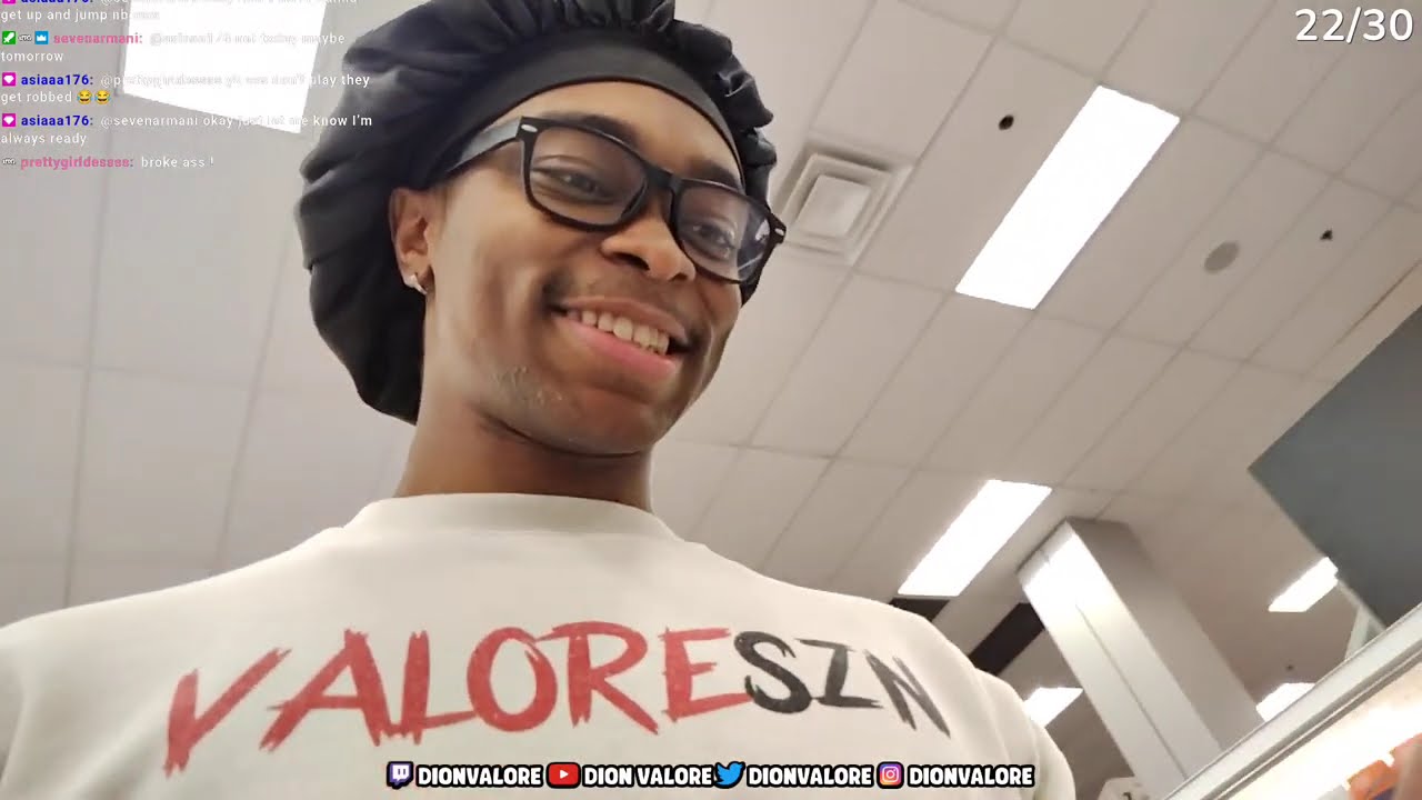DION VALORE ESPLORA LA STRISCIA DI LAS VEGAS