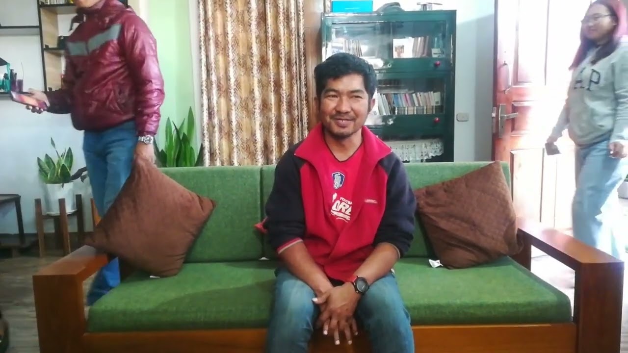 Halflong Muolhoi a Micheal Huongo fans hai lo ngai ding