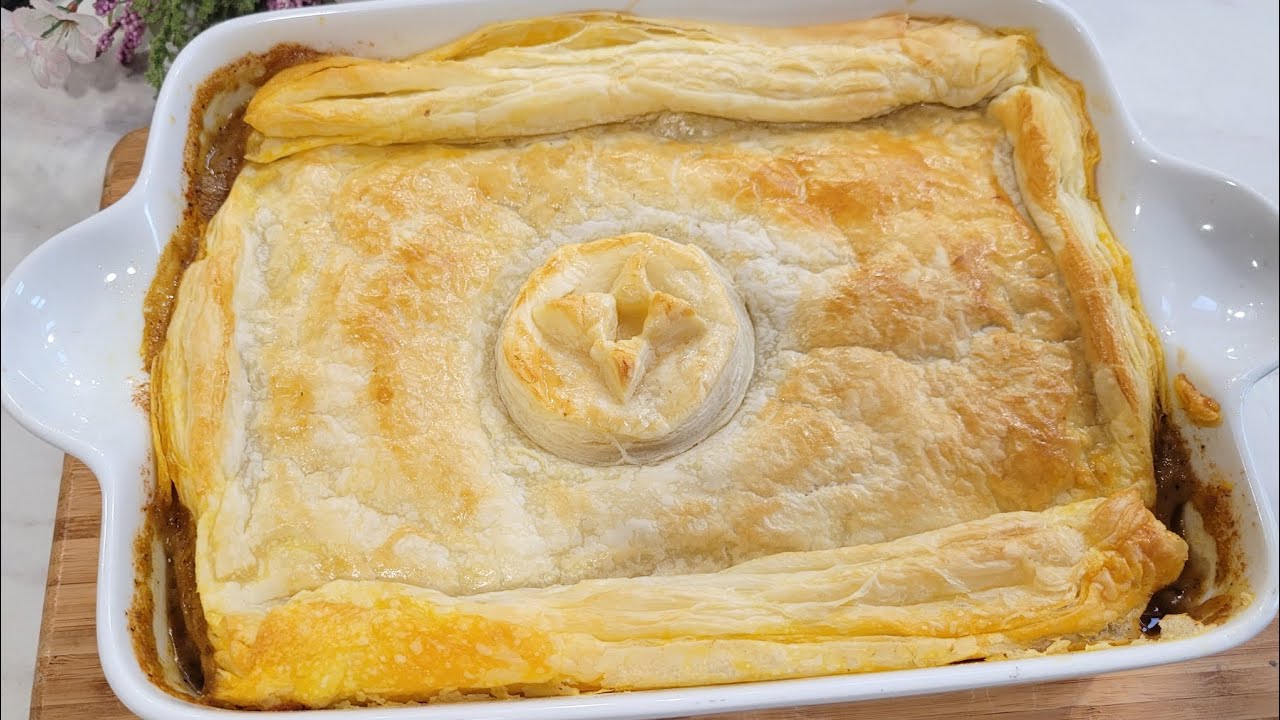 Chicken Pot Pie | Chicken Pie With Puff Pastry | Puff Pastry Recipe |How To Make Chicken Pot Pie |